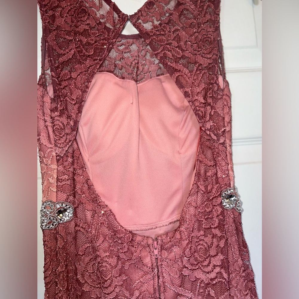 TWO-TONED ROSES DRESS - Picture 9 of 10